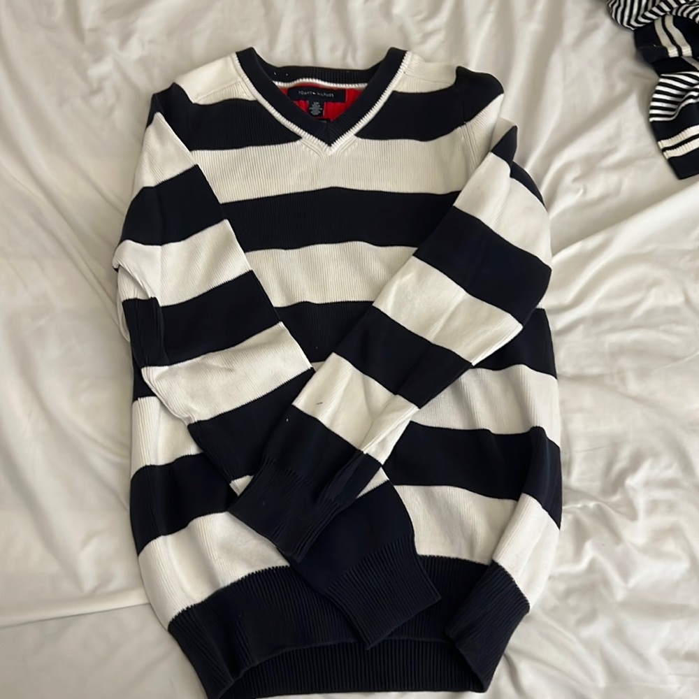 Toy Hilfiger mens v neck striped sweater